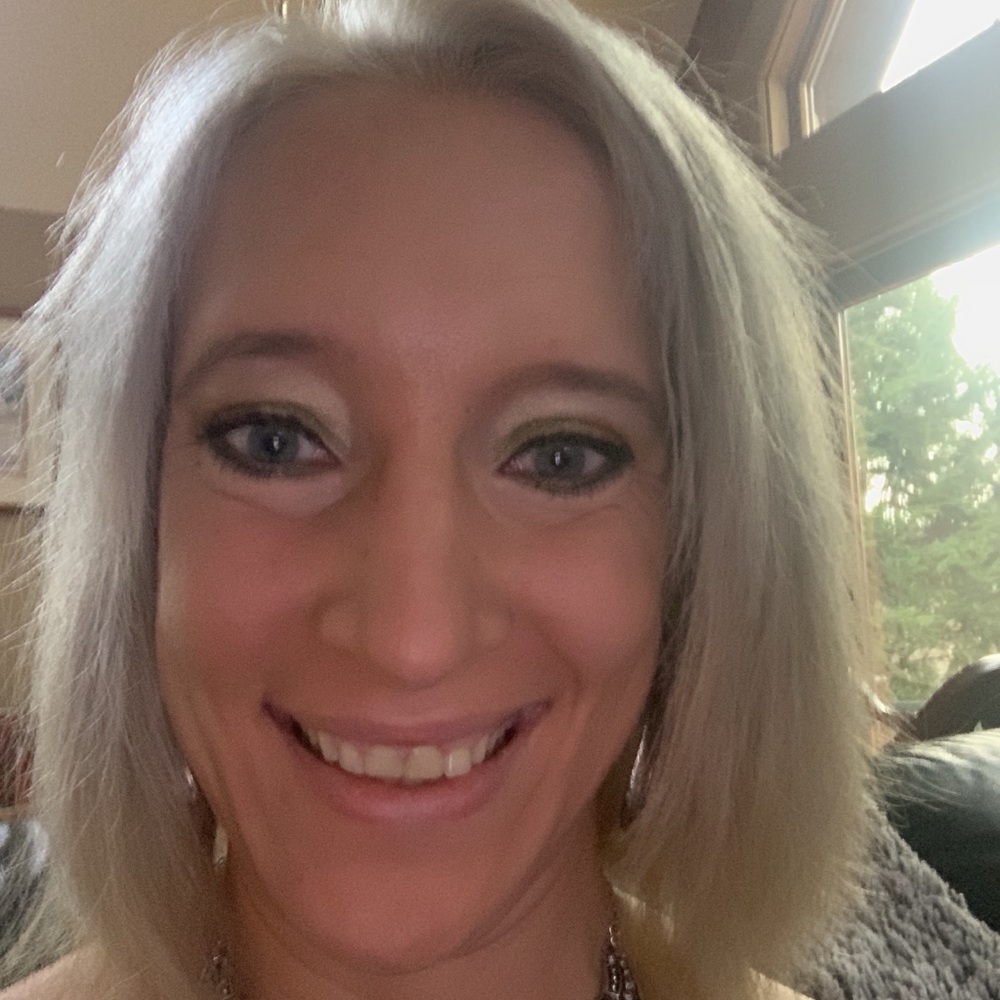 Meet your Posher, Renee